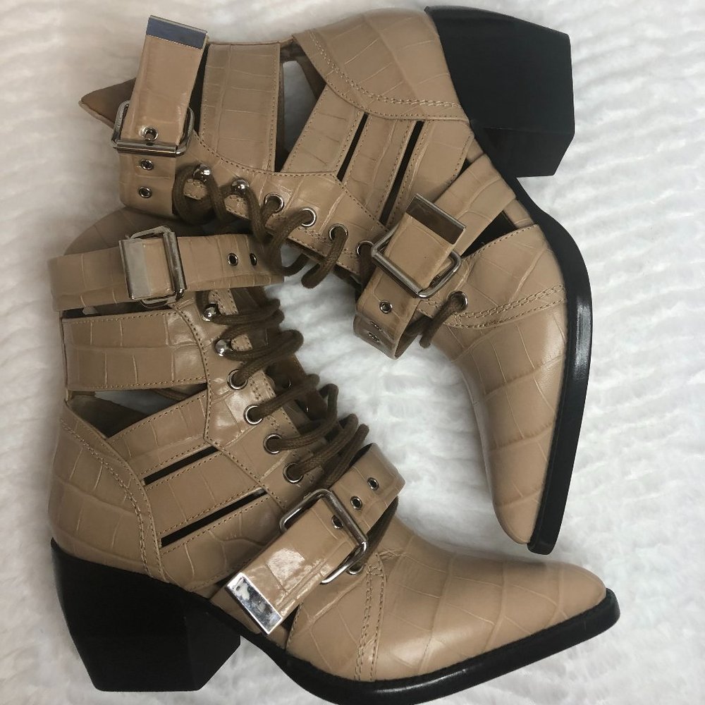 NWT Chloé Reilly 60 buckle embellished ankle boots